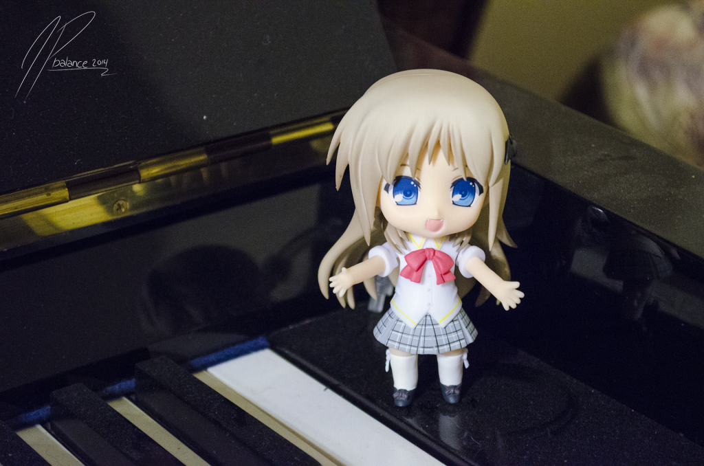 Kud is showing off the piano that I need to show some more love to.